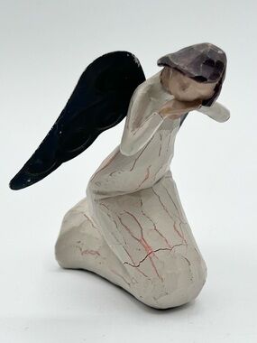 Resin Kneeling Angel Christmas Rustic Figurine Ivory Brown 4" x 3"